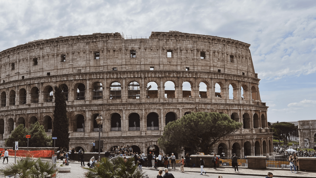 Colosseo Rome city guide travel blog